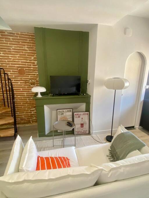 Le 23, Cocon Dans Le Centre Historique Apartamento Montauban Exterior foto